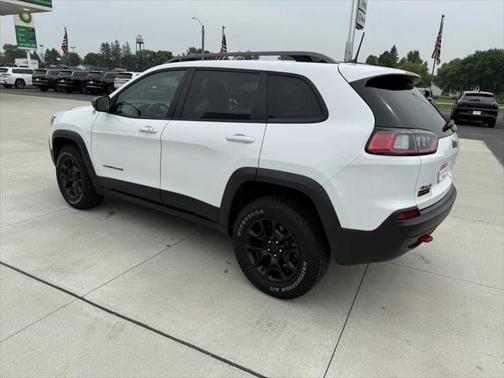 2020 Jeep Cherokee Trailhawk
