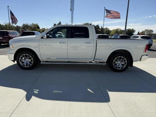 2017 RAM 1500 Limited Crew Cab 4x4 6'4' Box
