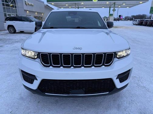 2024 Jeep Grand Cherokee Laredo