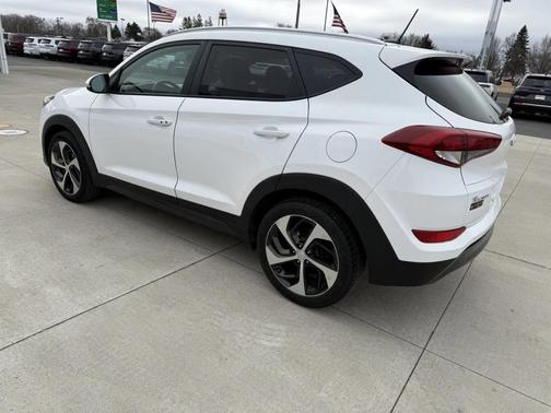2016 Hyundai TUCSON Sport
