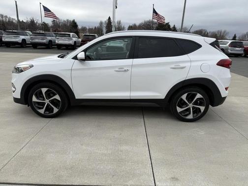 2016 Hyundai TUCSON Sport