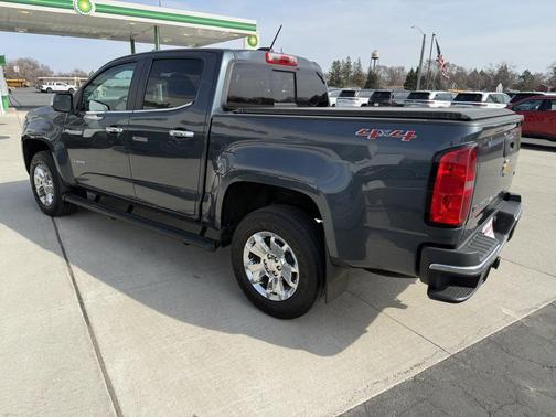 Shadow Gray Metallic 2019 Chevrolet Colorado LT