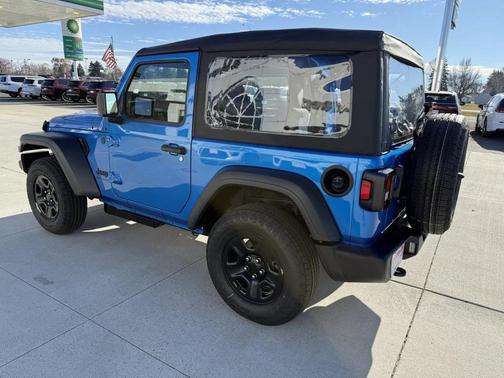 2026 Jeep Wrangler Sport