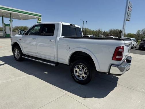 2020 RAM 2500 Laramie Crew Cab 4X4 6'4' Box