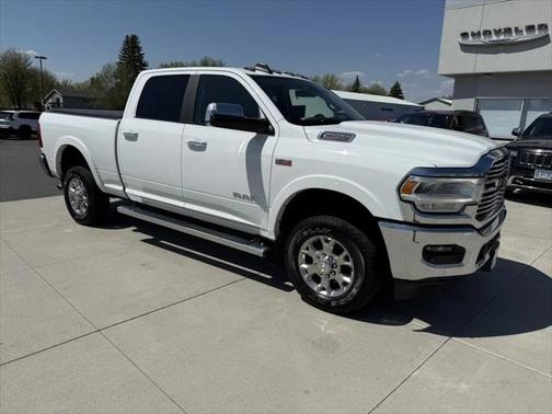2020 RAM 2500 Laramie Crew Cab 4X4 6'4' Box