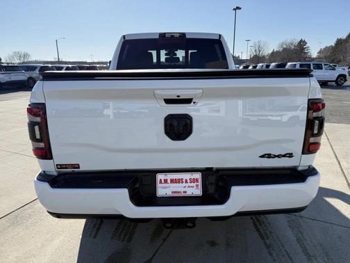 2023 RAM 3500 Laramie Crew Cab 4x4 6'4' Box