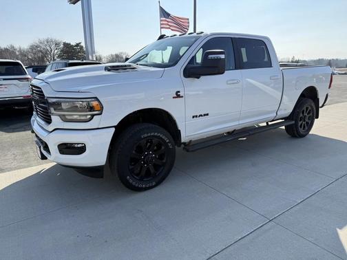 2023 RAM 3500 Laramie Crew Cab 4x4 6'4' Box