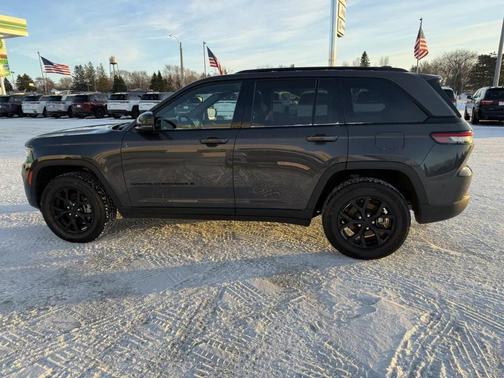 2024 Jeep Grand Cherokee Altitude