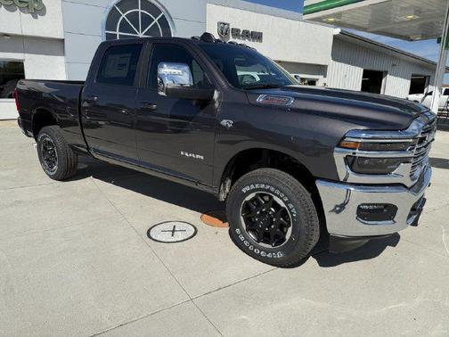Granite Crystal Metallic Clearcoat 2027 RAM 3500 Laramie