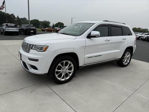 2019 Jeep Grand Cherokee Summit