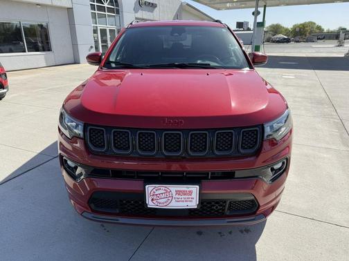 Redline Pearlcoat 2023 Jeep Compass (RED) Edition 4x4