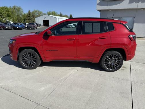 Redline Pearlcoat 2023 Jeep Compass (RED) Edition 4x4