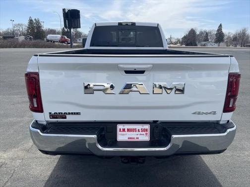 2025 RAM 3500 Laramie Crew Cab 4x4 8' Box