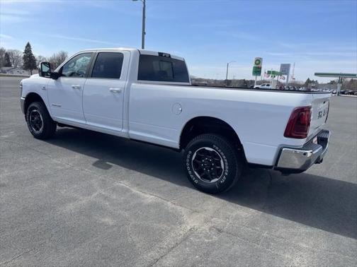 2025 RAM 3500 Laramie Crew Cab 4x4 8' Box