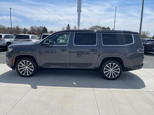 2023 Jeep Grand Wagoneer L Series II 4x4