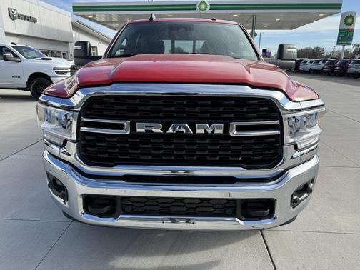 2024 RAM 2500 Big Horn Crew Cab 4x4 6'4' Box