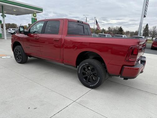 2026 RAM 3500 Laramie Crew Cab 4x4 6'4' Box