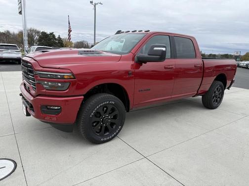 2026 RAM 3500 Laramie Crew Cab 4x4 6'4' Box