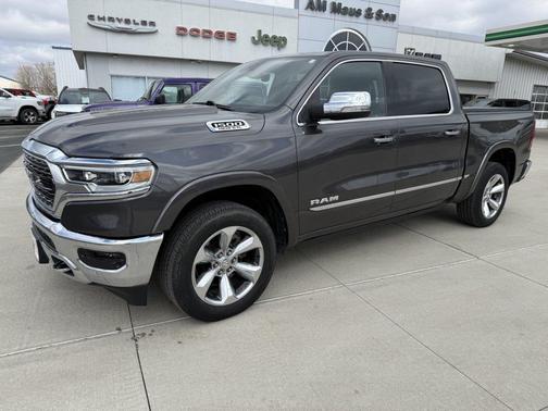 Granite Crystal Metallic Clearcoat 2020 RAM 1500 Limited