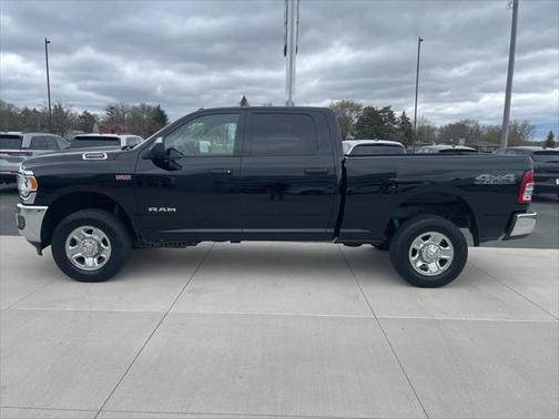 2019 RAM 2500 Tradesman Crew Cab 4x4 6'4' Box