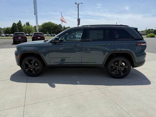 Steel Blue 2026 Jeep Grand Cherokee Limited