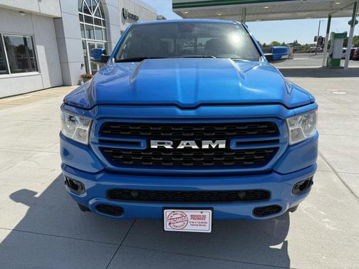 Hydro Blue Pearlcoat 2022 RAM 1500 Big Horn/Lone Star