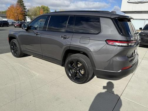 2023 Jeep Grand Cherokee L Altitude