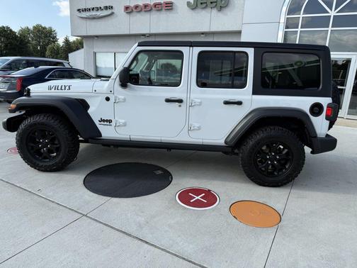2021 Jeep Wrangler Willys