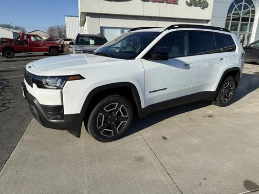 2026 Jeep Cherokee Laredo 4x4