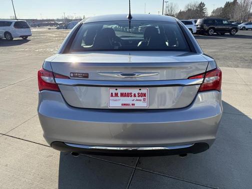 2014 Chrysler 200 Limited