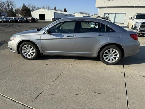 2014 Chrysler 200 Limited
