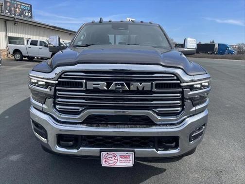 2025 RAM 3500 Laramie Crew Cab 4x4 6'4' Box