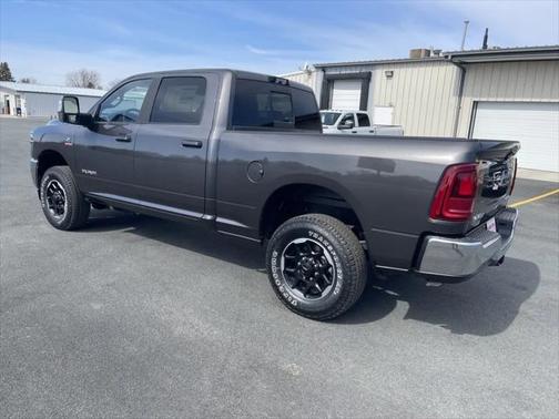 2025 RAM 3500 Laramie Crew Cab 4x4 6'4' Box