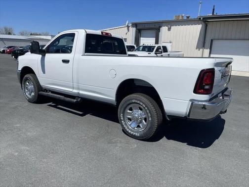 2025 RAM 2500 Tradesman Regular Cab 4x4 8' Box