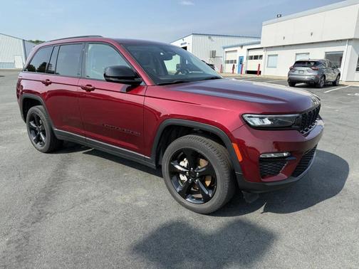 2023 Jeep Grand Cherokee Limited X