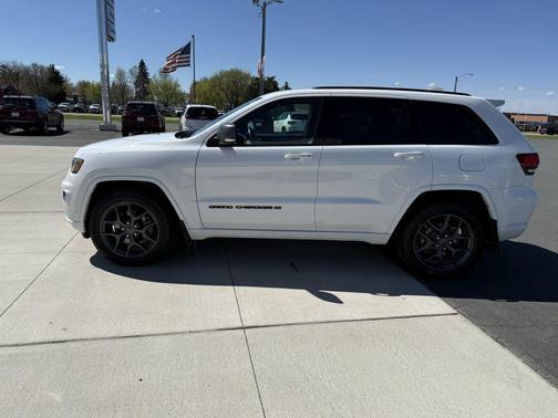 Bright White Clearcoat 2021 Jeep Grand Cherokee Limited