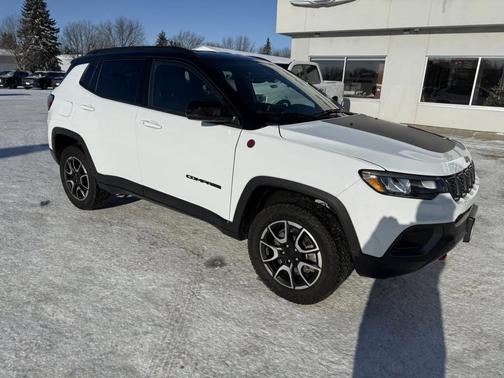 2024 Jeep Compass Trailhawk