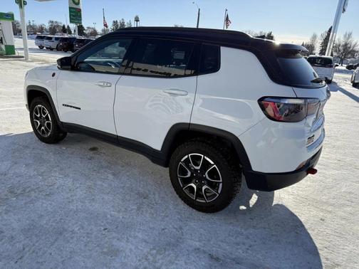 2024 Jeep Compass Trailhawk