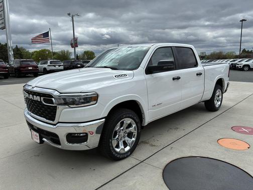 Bright White Clearcoat 2026 RAM 1500 Big Horn/Lone Star