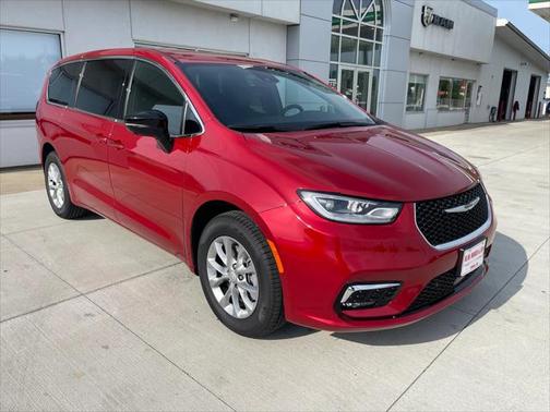 2025 Chrysler Pacifica L