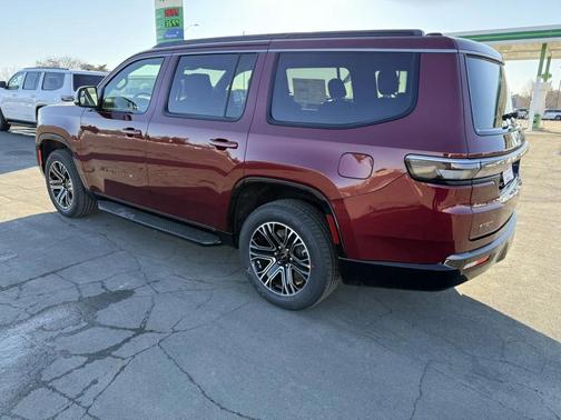 2026 Jeep Grand Wagoneer 4x4