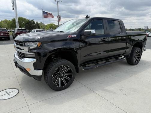 Black 2021 Chevrolet Silverado 1500 LT