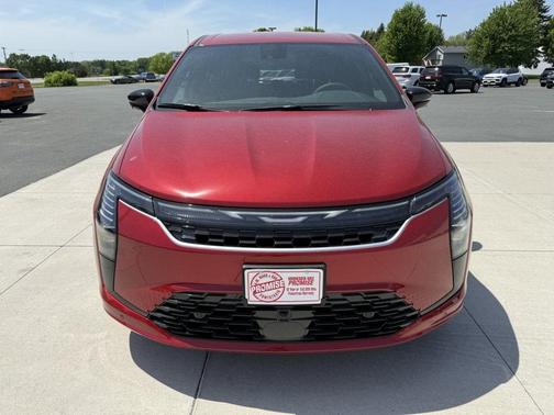 Red Hot Pearlcoat 2027 Chrysler Pacifica L