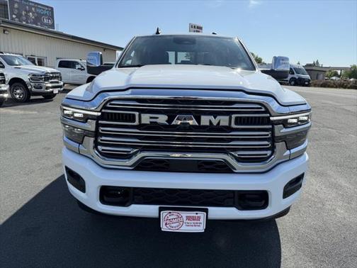 2025 RAM 2500 Laramie Crew Cab 4x4 6'4' Box