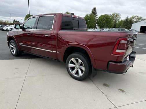 Delmonico Red Pearlcoat 2021 RAM 1500 Limited