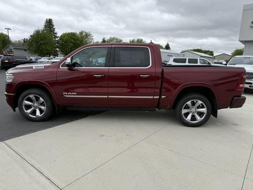 Delmonico Red Pearlcoat 2021 RAM 1500 Limited