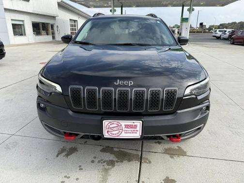 2022 Jeep Cherokee Trailhawk