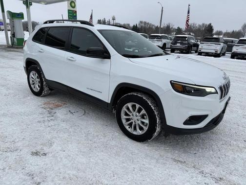 2022 Jeep Cherokee Latitude Lux