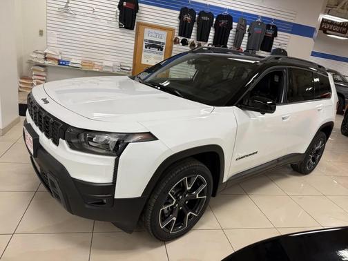 2026 Jeep Cherokee Overland