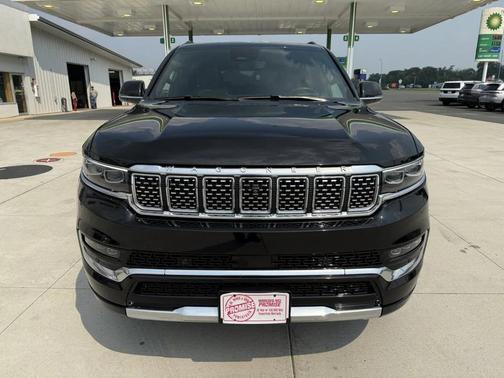 2022 Jeep Grand Wagoneer Series I 4x4